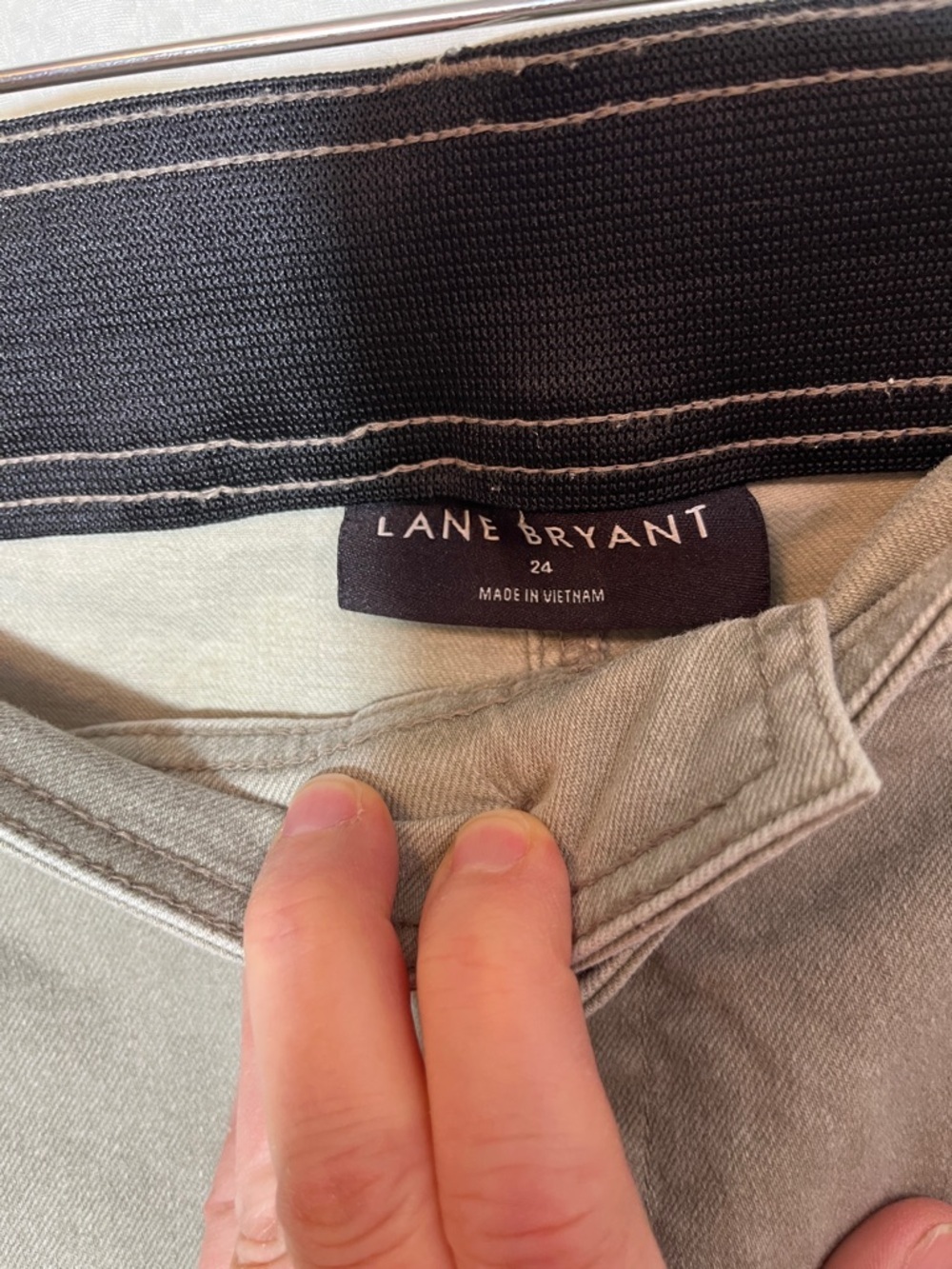 Lane Bryant Olive Green Wide Leg Crop Pants Size 24 High Rise Cargo Utility pant - Picture 2 of 7